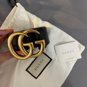 GUCCI- black leather GG Belt / I ACCEPT OFFERS!